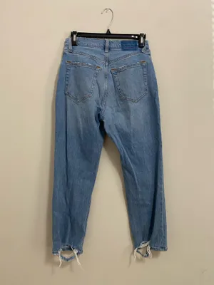 Abercrombie Ultra High-Rise Straight Jeans thumbnail 2