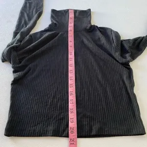 Madewell Black Ribbed Mock Neck Long Sleeve Crop Top Women’s M thumbnail 3