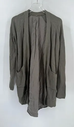 Lululemon Still At‎ Ease Wrap Cashlu & Tencel Size small Grey Sage thumbnail 1