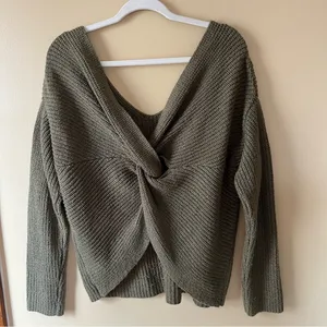 Illa Illa Olive Green Women's Sweater with Twist Back thumbnail 4