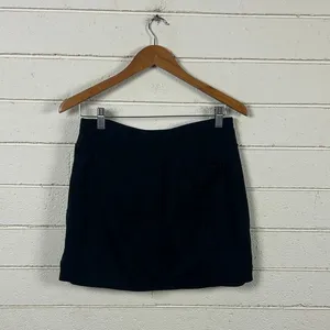 The Athleta Metro Black Skort size S thumbnail 3