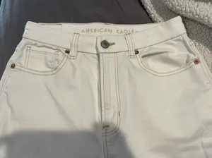 American Eagle Outfitters White Jeans thumbnail 6