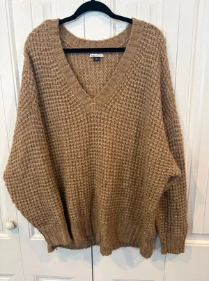 American Eagle tan oversized v neck sweater size XL thumbnail 1