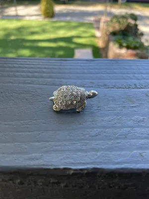 Vintage Silver Tone Turtle Brooch Featuring a Sparkling Rhinestone Shell thumbnail 4