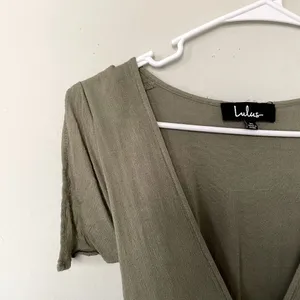 Lulus maxi dress sage green rayon wraparound style‎ lining v-neck summer pocket thumbnail 2