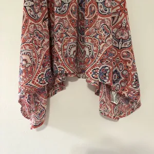 Xhilaration embroidered sleeveless top thumbnail 2