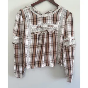 American Eagle Plaid Crochet Lace Ruffle Tie‎ Back Blouse Brown Cream Womens M thumbnail 3