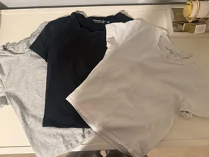 abercrombie baby tee thumbnail 1