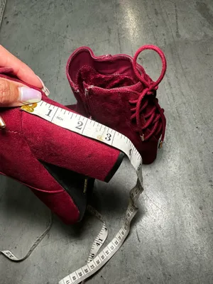 Boots Red Size 7.5 thumbnail 8