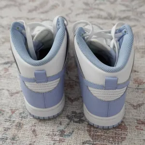 Nike Women’s Dunk High Aluminum thumbnail 3