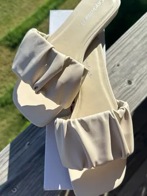 Cityclassified Neutral Ruched Slide Sandals in Cream thumbnail 4