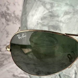 Ray Ban Vintage Aviator Large Gold Metal Sunglasses RB8026 Made‎ in Italy thumbnail 3