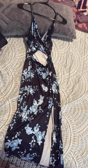Boutique Dress thumbnail 4