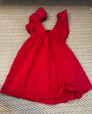 Red flowy dress thumbnail 1