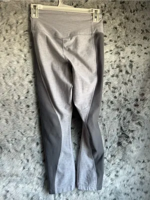 8. Nike dry fit small legging. 23 inseam thumbnail 2