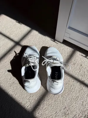 Adidas Swift Run Women’s Sneakers thumbnail 3
