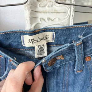 Madewell Baggy Straight Jeans thumbnail 3