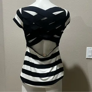 Bailey 44 stretchy black and white short sleeve tshirt blouse thumbnail 4
