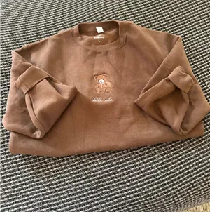 Delta Zeta Sweatshirt thumbnail 4