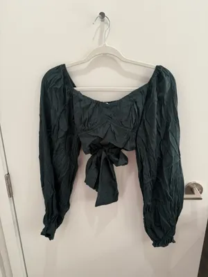 12th Tribe Dark Green Tie-Back Crop Top Size Small thumbnail 2
