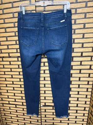 KanCan Jeans with zipper hem detail size 7/27 thumbnail 2