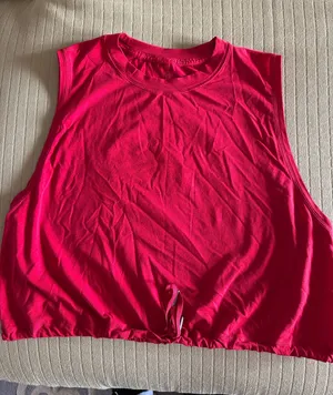 Lululemon Muscle Tank Crop thumbnail 1