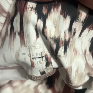 Aerie Offline High Rise Crossover Leggings‎ Large White Animal Print 7/8 Length thumbnail 7
