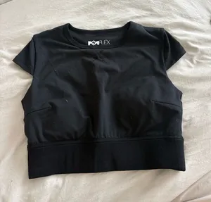 Black pop flex athletic top cropped Size M thumbnail 1