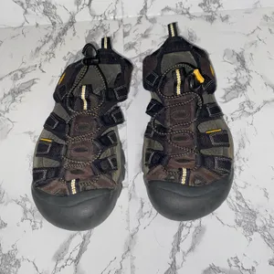KEEN Black Brown Newport H2 Water Shoes Sandals Women's Size 7* thumbnail 2