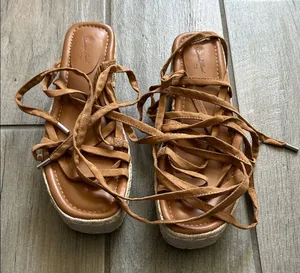 Universal Thread Tan Espadrille Sandals thumbnail 1