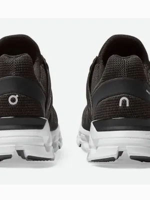 On Cloudswift in black, women's size 9 Black thumbnail 6