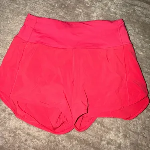 Lululemon Shorts thumbnail 1