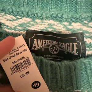 American Eagle NWT XS sweater thumbnail 2