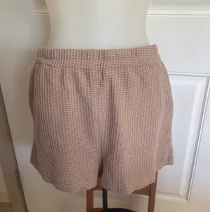 XL Yibock (Amazon) beige 2 Piece Loungewear/Pajama long sleeve/short set thumbnail 3