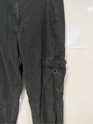 American Eagle Outfitters Black Cargo high waisted baggy wide leg pants‎ thumbnail 2