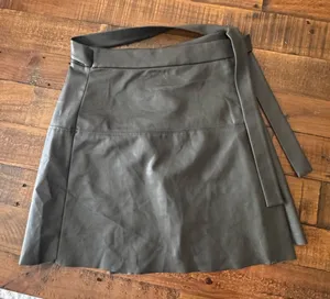 WILFRED FREE Faux Leather Mini Wrap‎ Skirt thumbnail 1