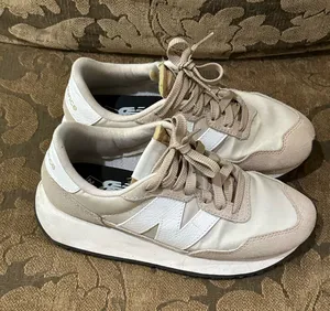 New Balance Women’s Shoes thumbnail 1