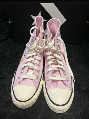 CONVERSE Ctas Hi top pink floral embroidered lace up shoes sneakers women’s 8.5 thumbnail 2