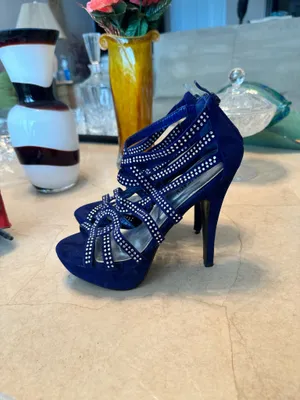 Heels Blue Size 7 thumbnail 3