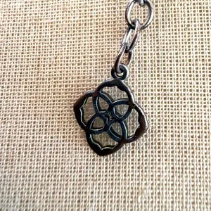 Kendra Scott Elisa Silver Tone Drusy Necklace thumbnail 8