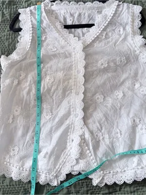 Boutique White Lace Embroidered Button Front Sleeveless Top Large thumbnail 7