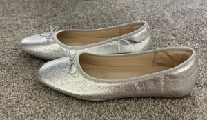 Silver flats Size 8.5 thumbnail 1