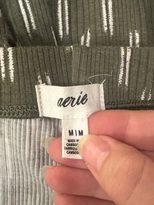 Aerie High Waisted Olive Fun Ribbed Patterned Cropped Kick Flare Leggings size M thumbnail 8