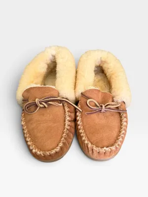 L.L.Bean Wicked Good Moccasins Women’s 10 M Brown Suede Shearling Slippers thumbnail 2