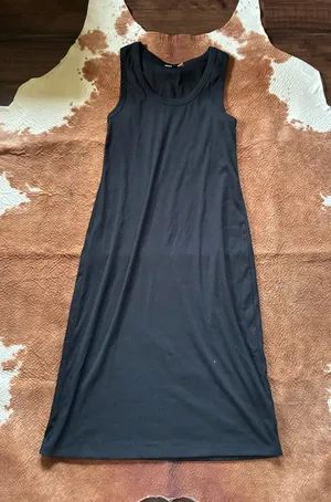 Universal Threads black midi dress size large Perfect layering dress or great for summer with sandals! thumbnail 1