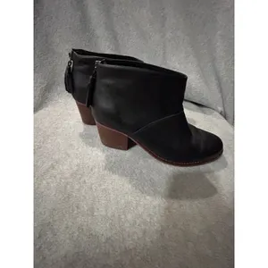 TOMS Black‎ Leather Tassel Back Zip Ankle Booties Stacked Heel Womens 9M thumbnail 5