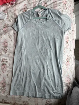 Lululemon Swiftly Short Sleeve Powder Blue thumbnail 1