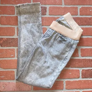 GAP maternity white washed gray stretch waistband skinny jeans thumbnail 4