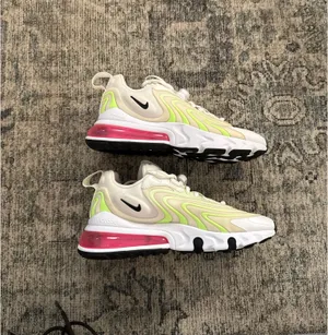 Nike Air Max 270 React thumbnail 2