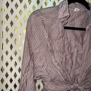 💖5/$40 Flowy knot top button up Pink Size L thumbnail 3